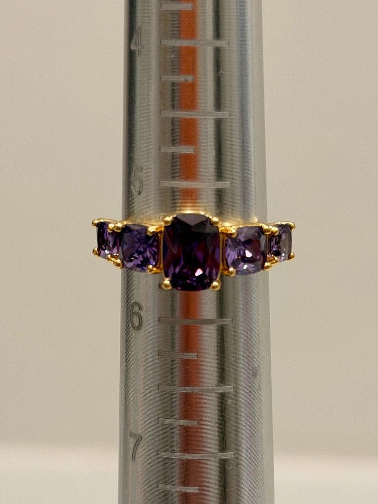 Bomb Party Nwot! Gold-Tone Ring With Purple Center And Side Stones - Size 5.5